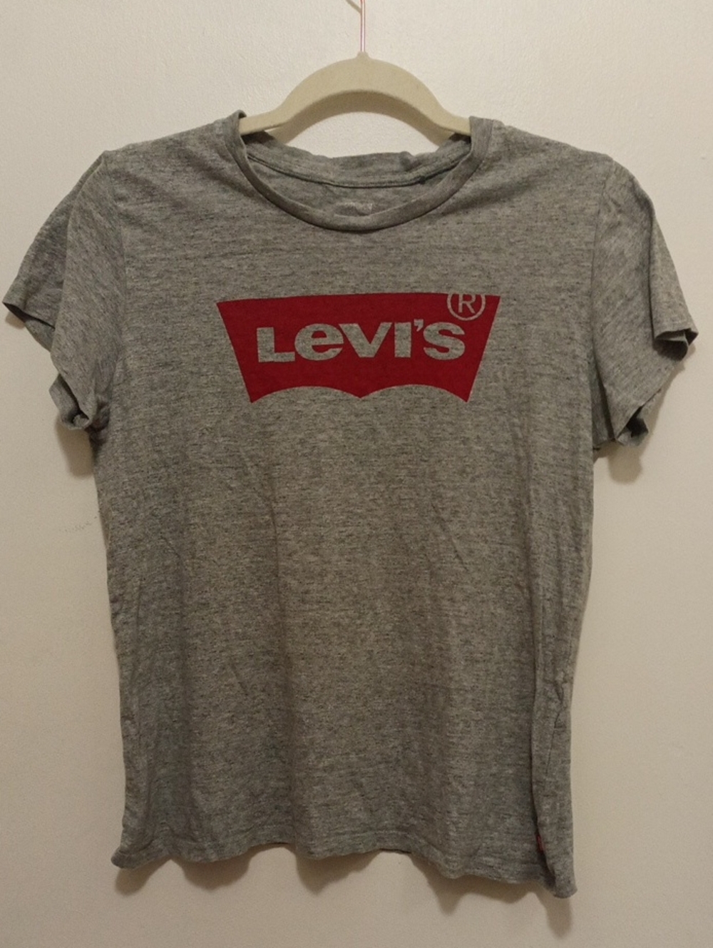 Levi's Heather Gray Tee with Red Batwing Logo. S